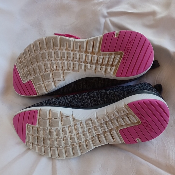 Skechers light weight memory foam size 6.5 - Picture 5 of 6
